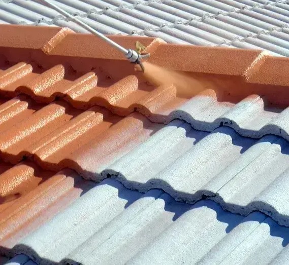 Aplicação de resina em telhado na Vila Madalena